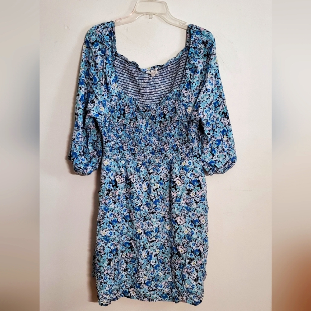 Blue Floral Babydoll Style Dress *Has Pockets*